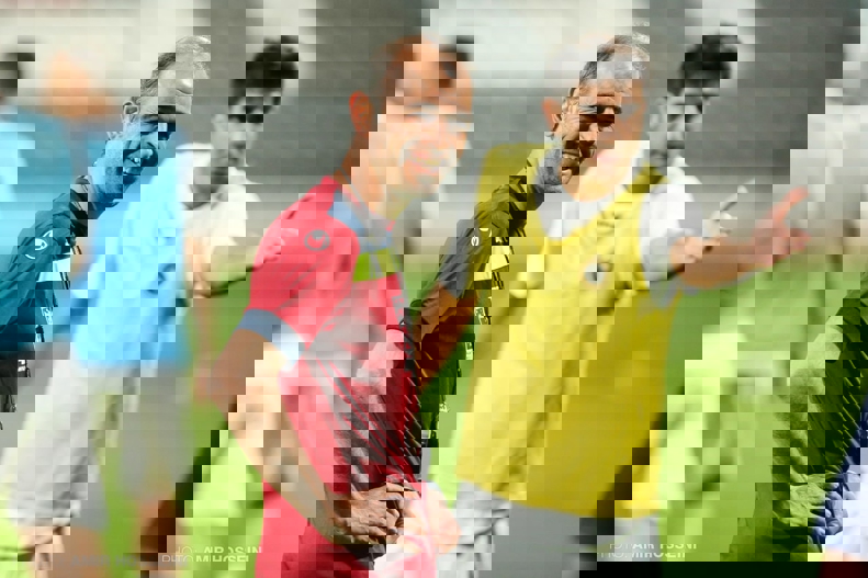 1703323