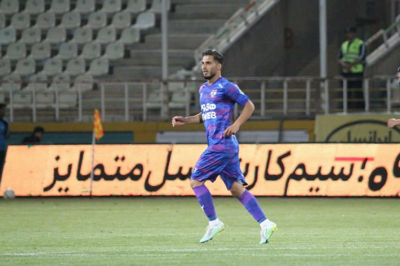 مغانلو: باید دو گل به پرسپولیس می زدم 