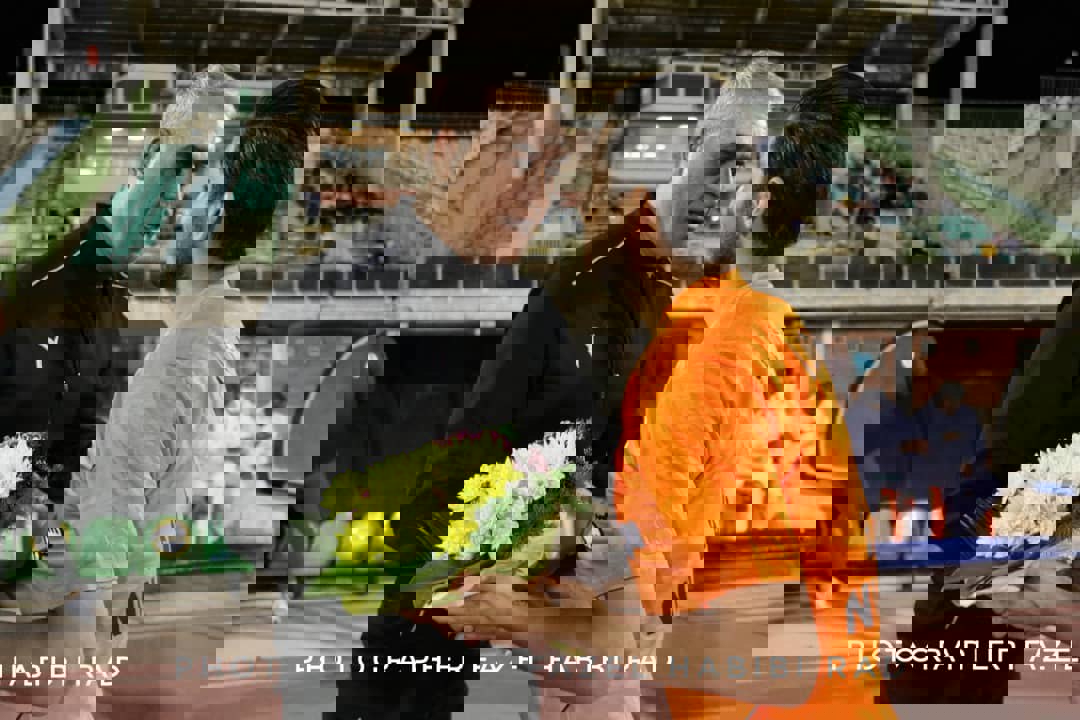 1703518