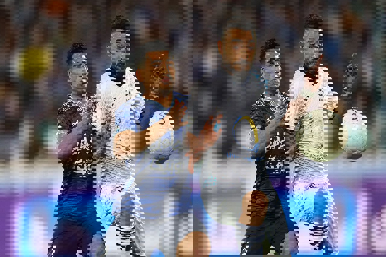1703600