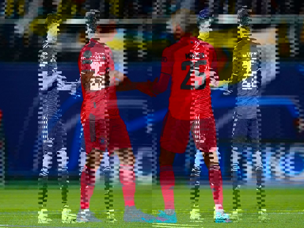 1703926