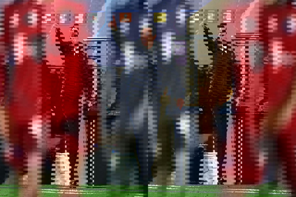 1703912