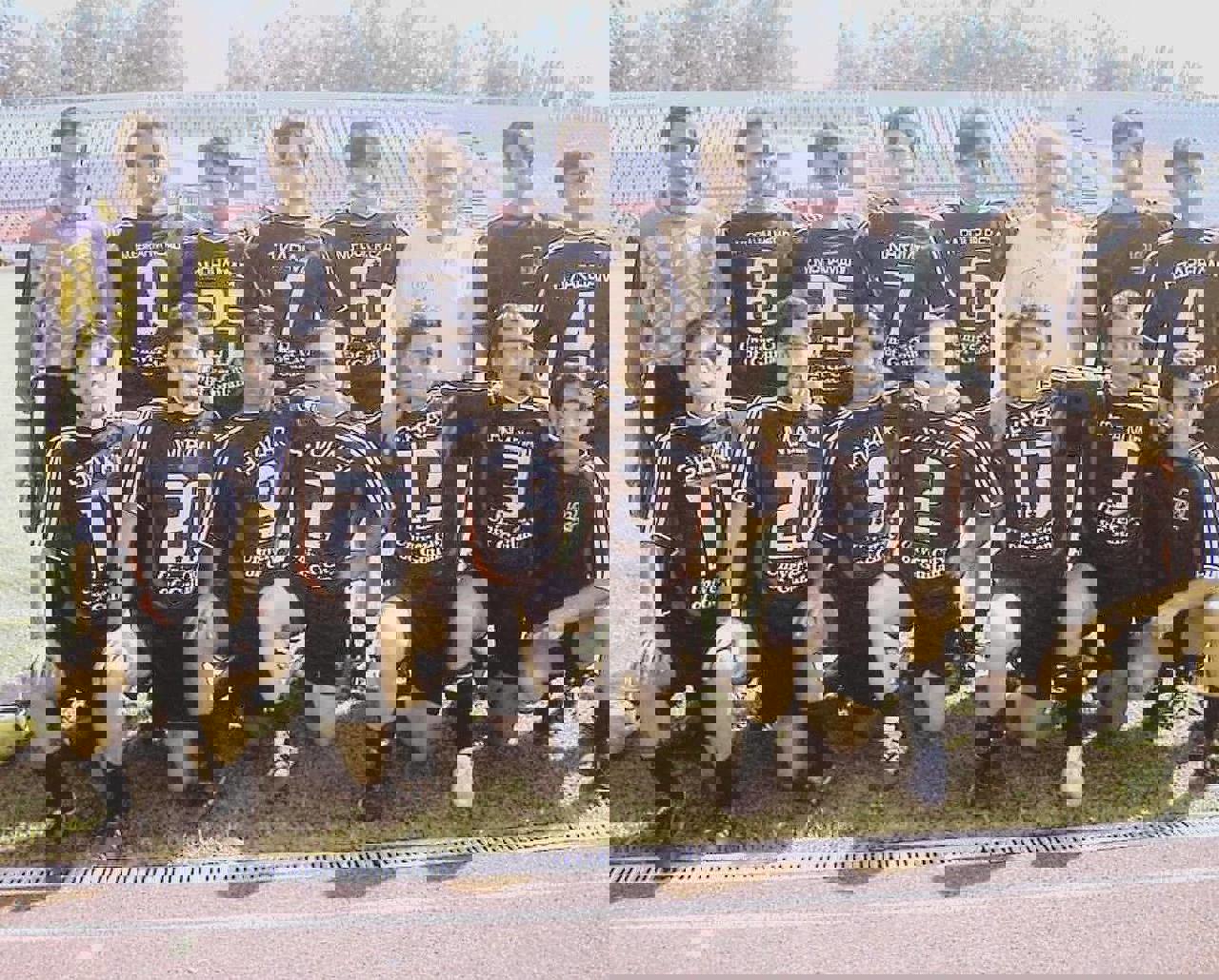 1704136