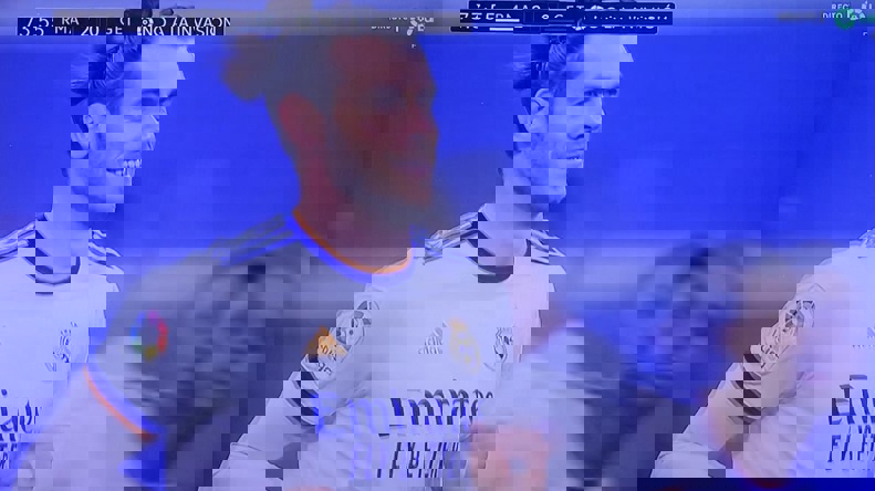 1704492