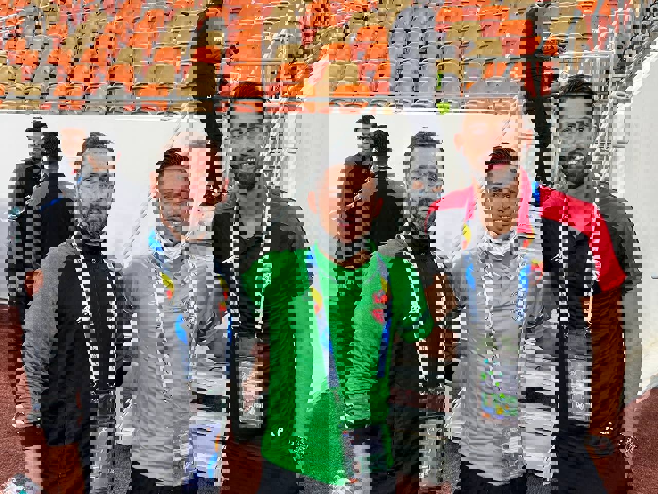 1704712