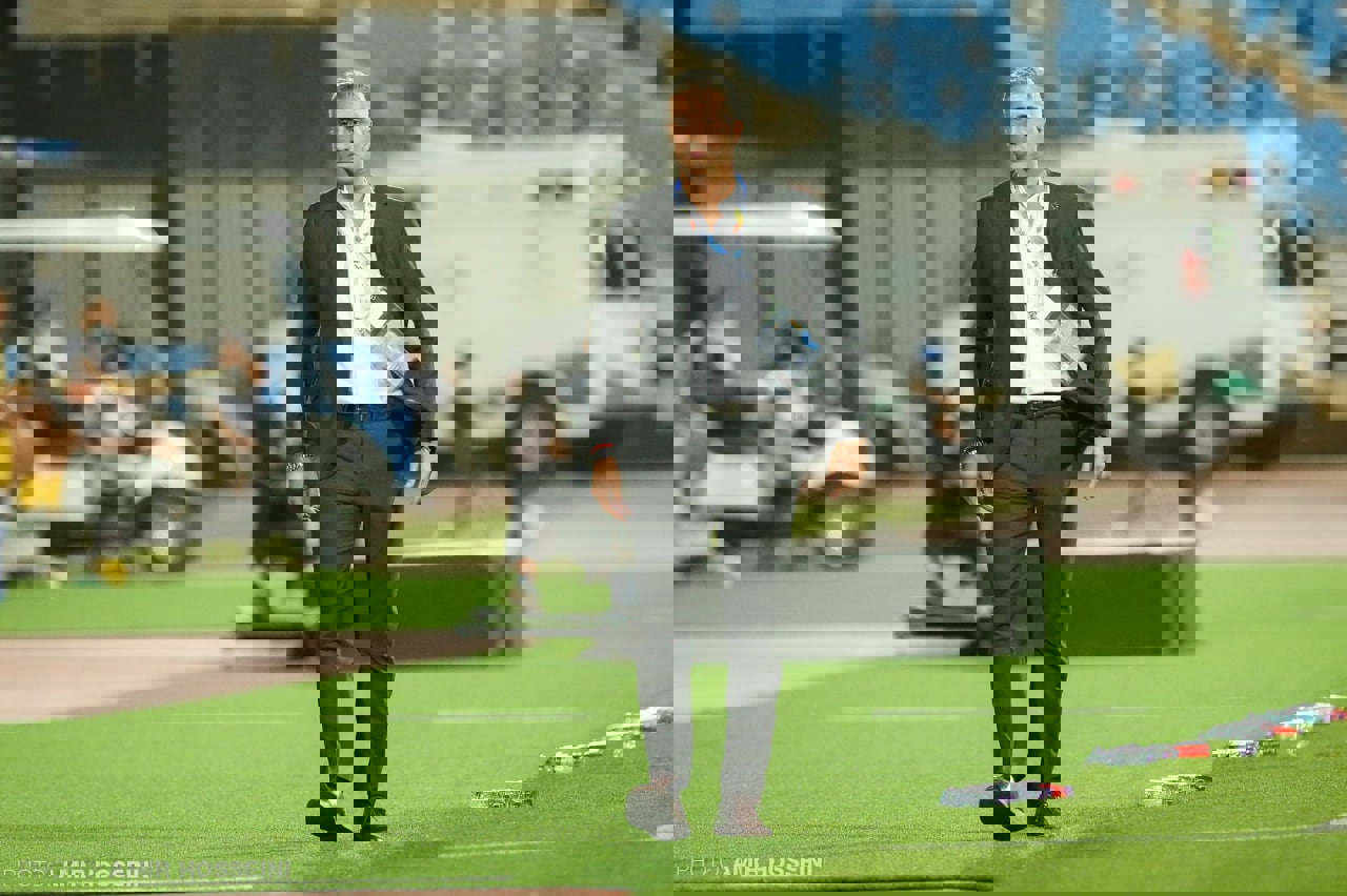 1704881