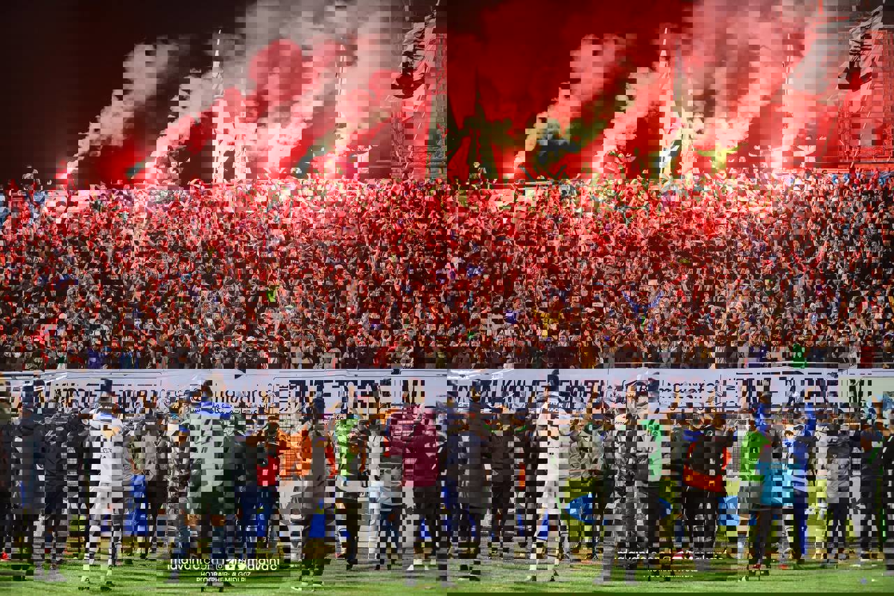 1705483
