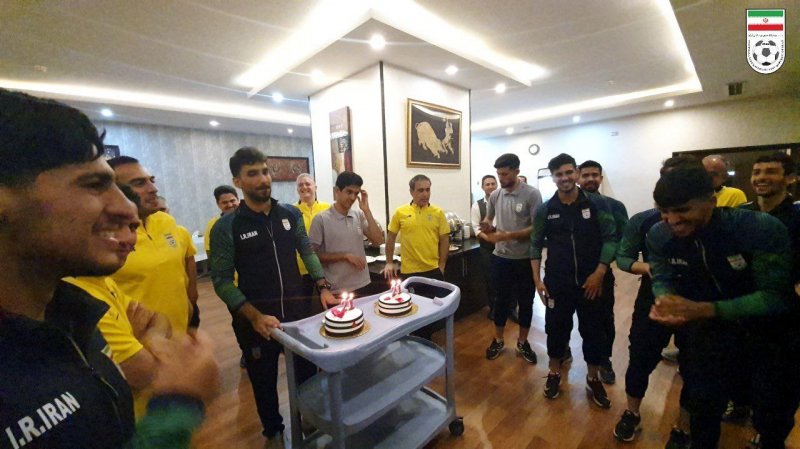 جشن تولد در اردوی تیم ملی بدون کیک مالی