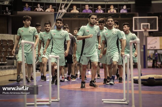 دعوت ۲۸ کشتی‌گیر به اردوی تیم ملی کشتی 