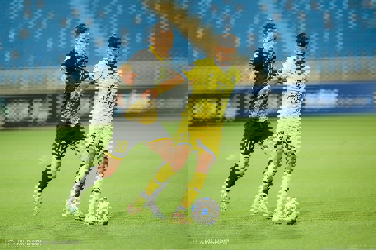 1705888