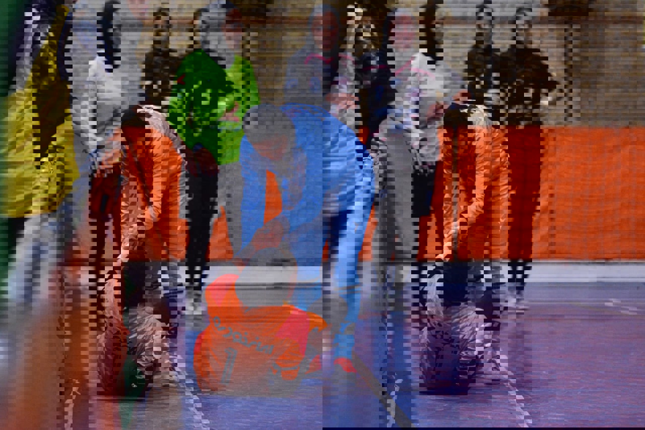 1706143
