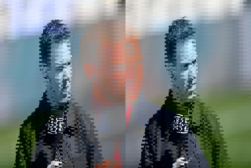 1706672