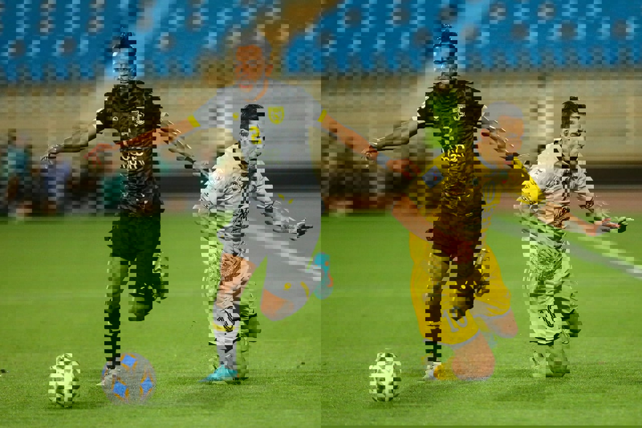 1706986
