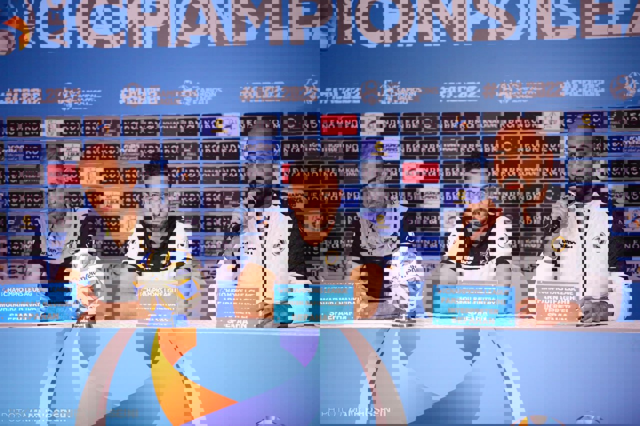 1707828
