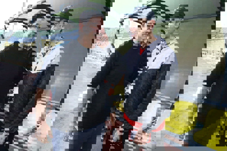 1707837
