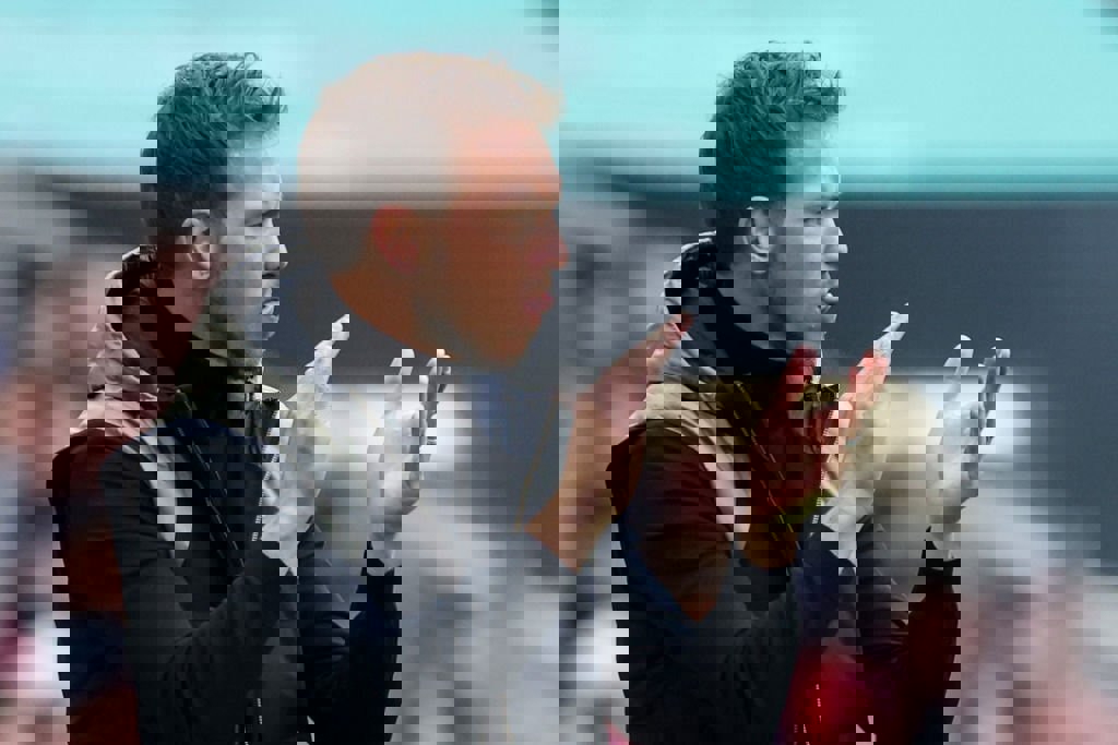 1708359