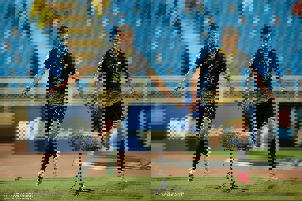 1708555
