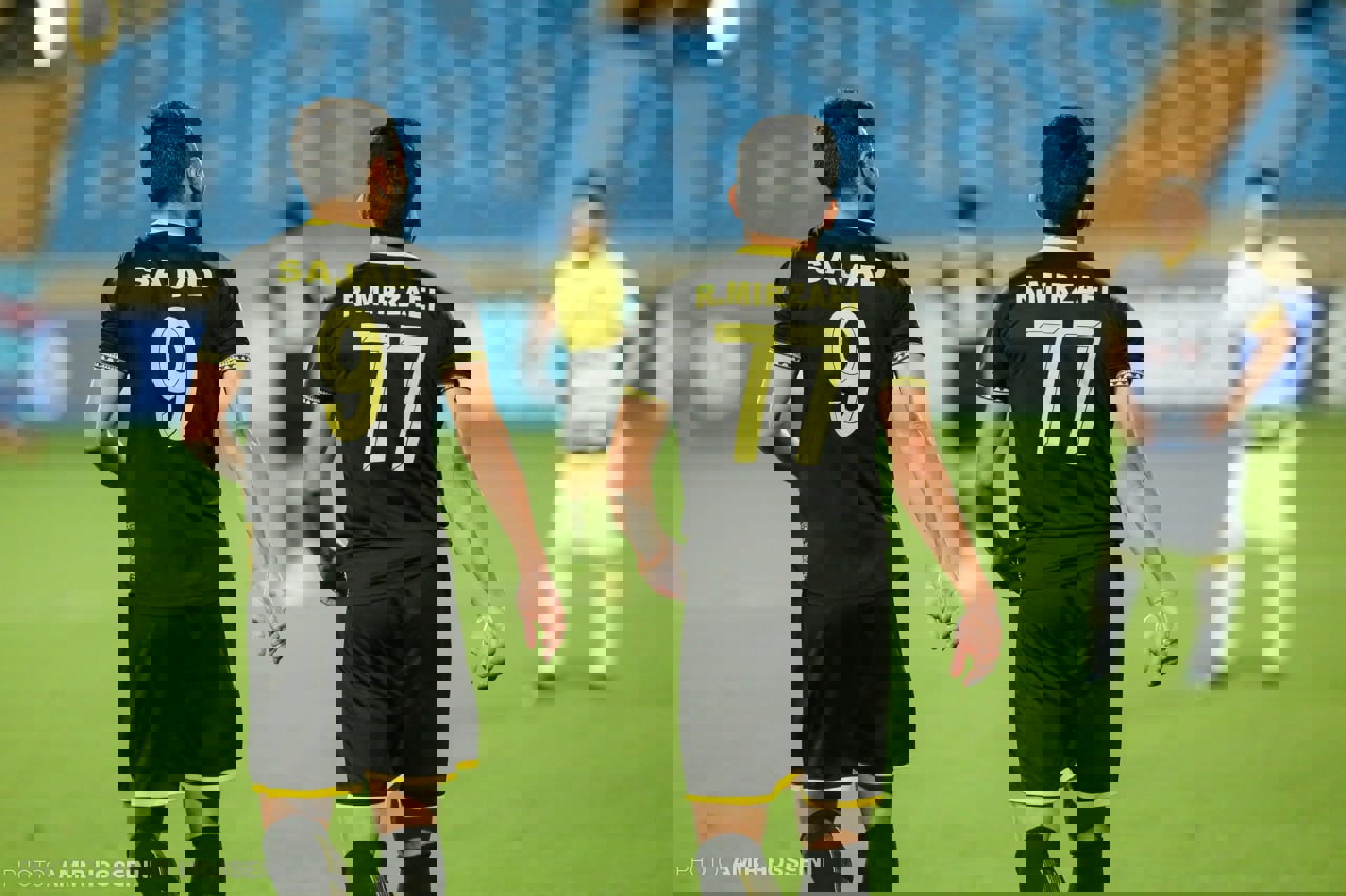 1708553