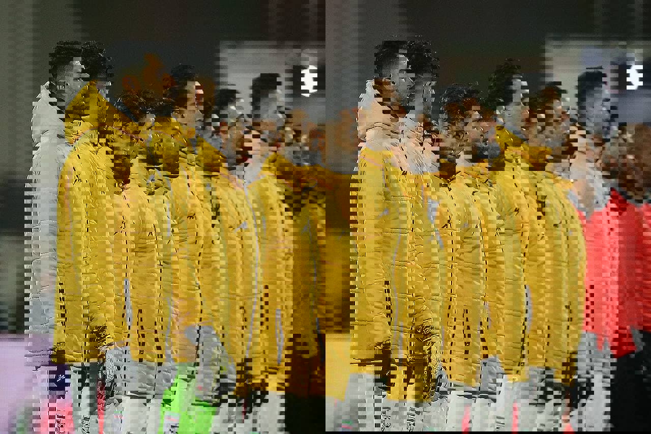 1708957