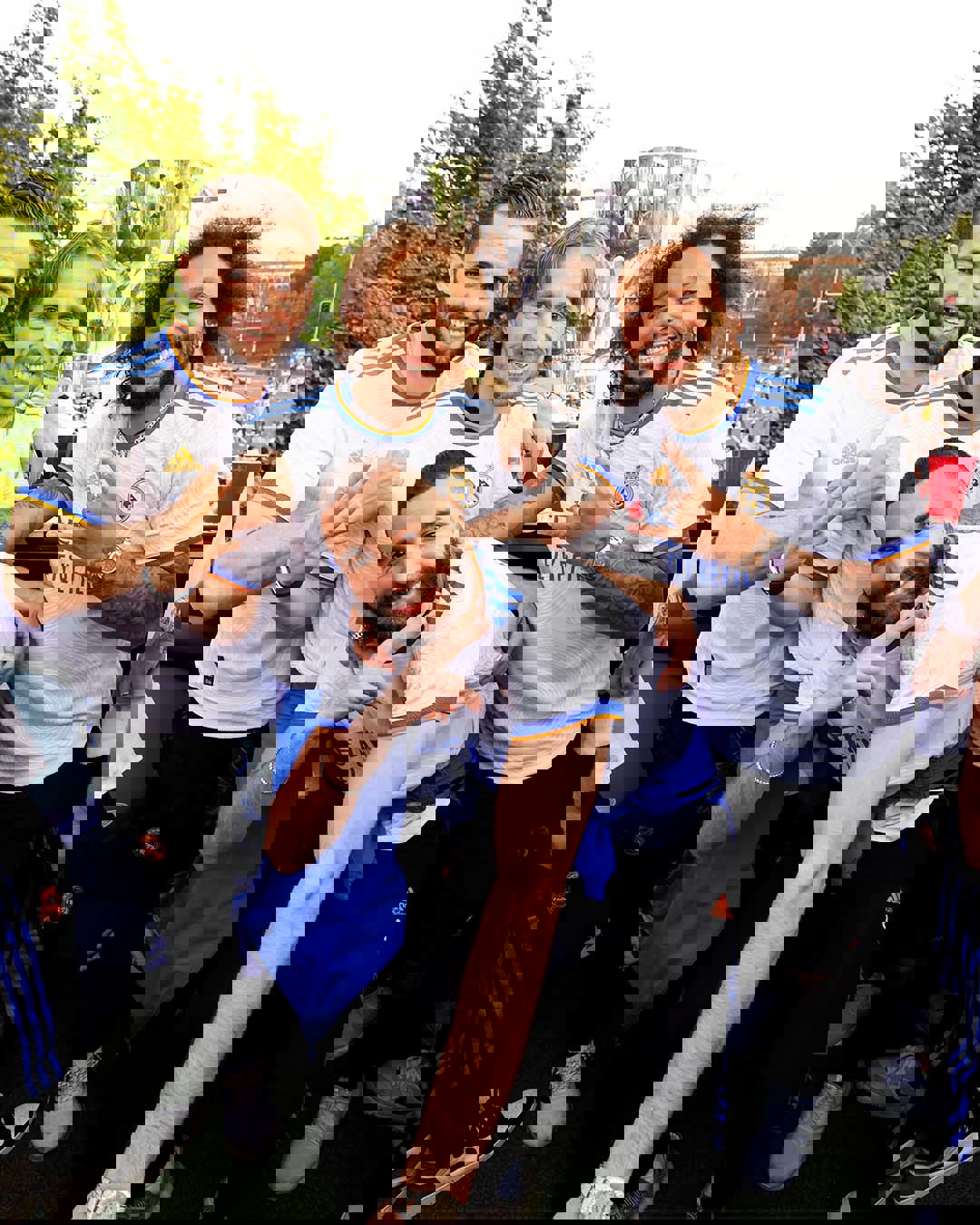 1710056