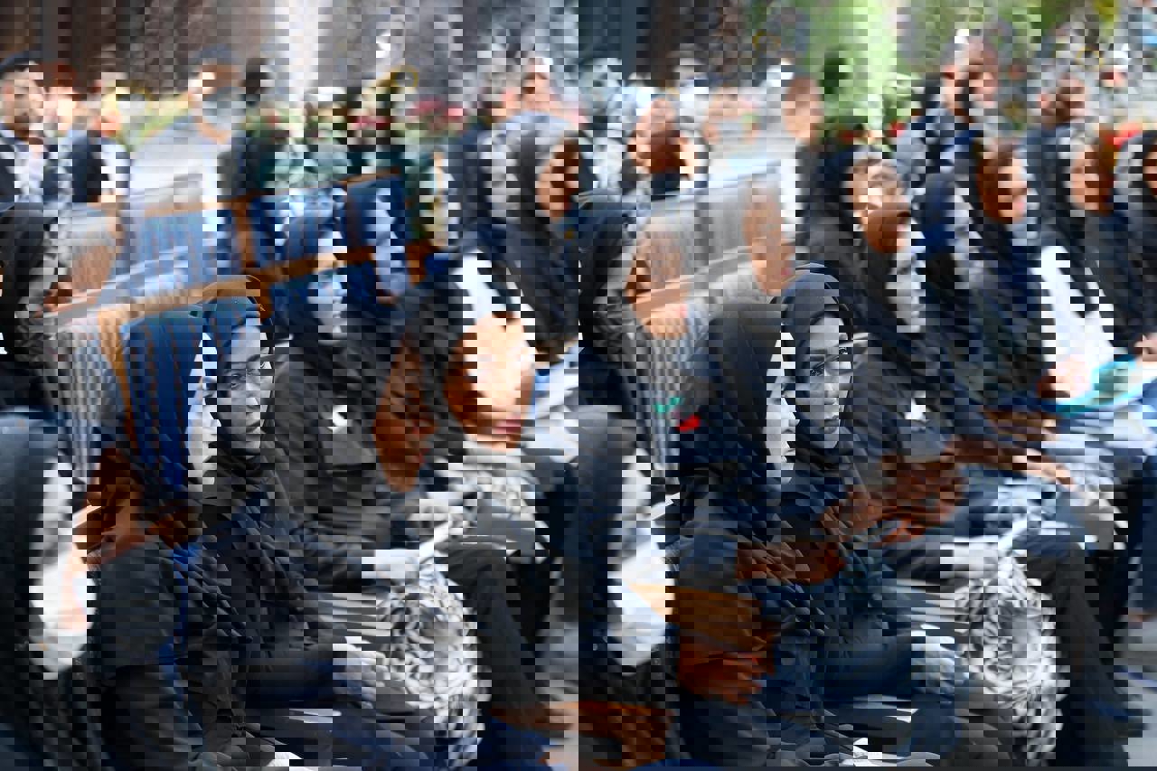 1709846