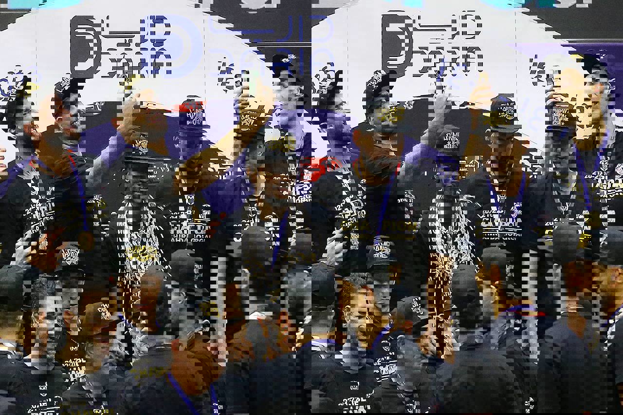 1710292