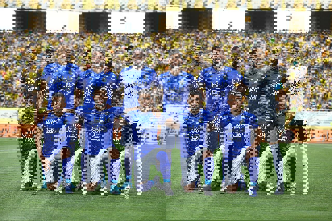 1710784