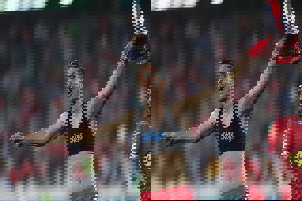 1710866