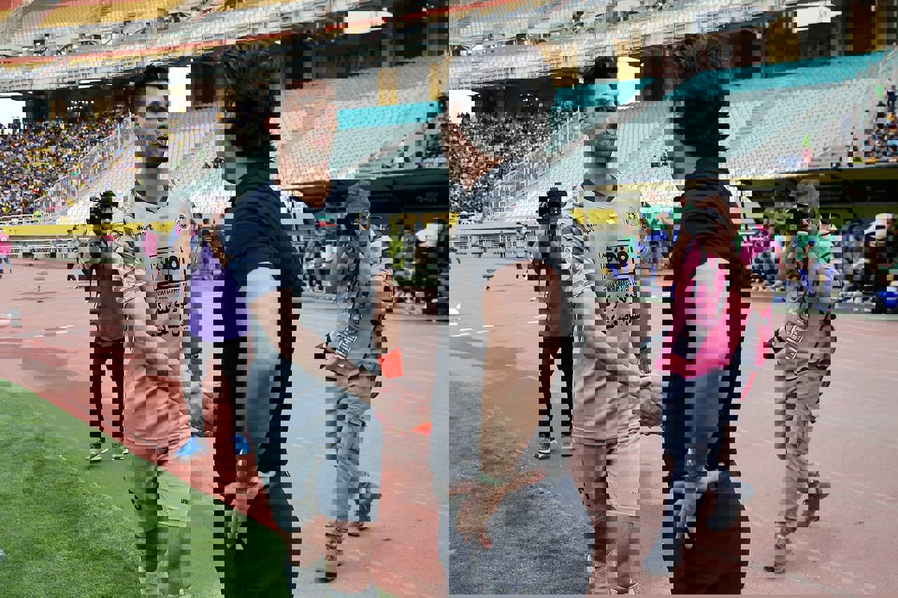 1711044