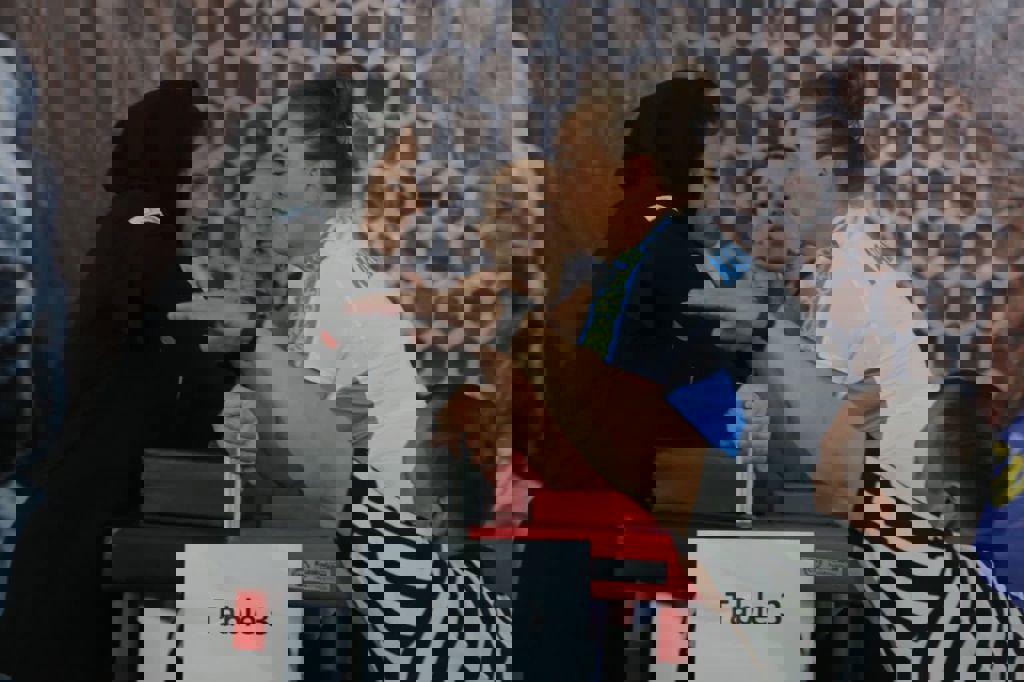 1711169