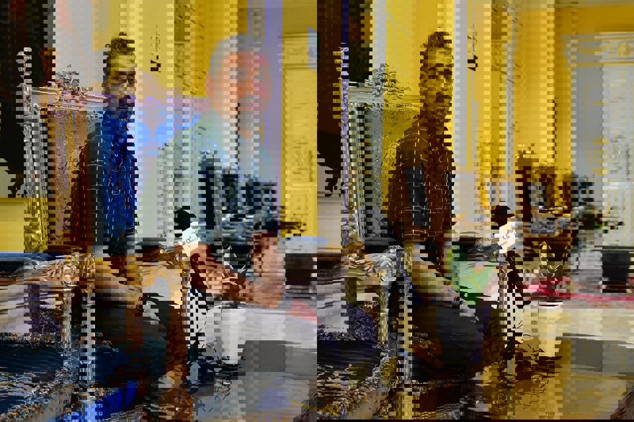 1711376