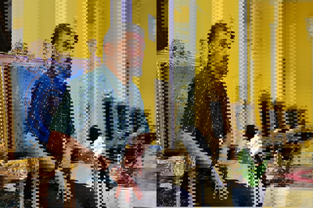 1711374