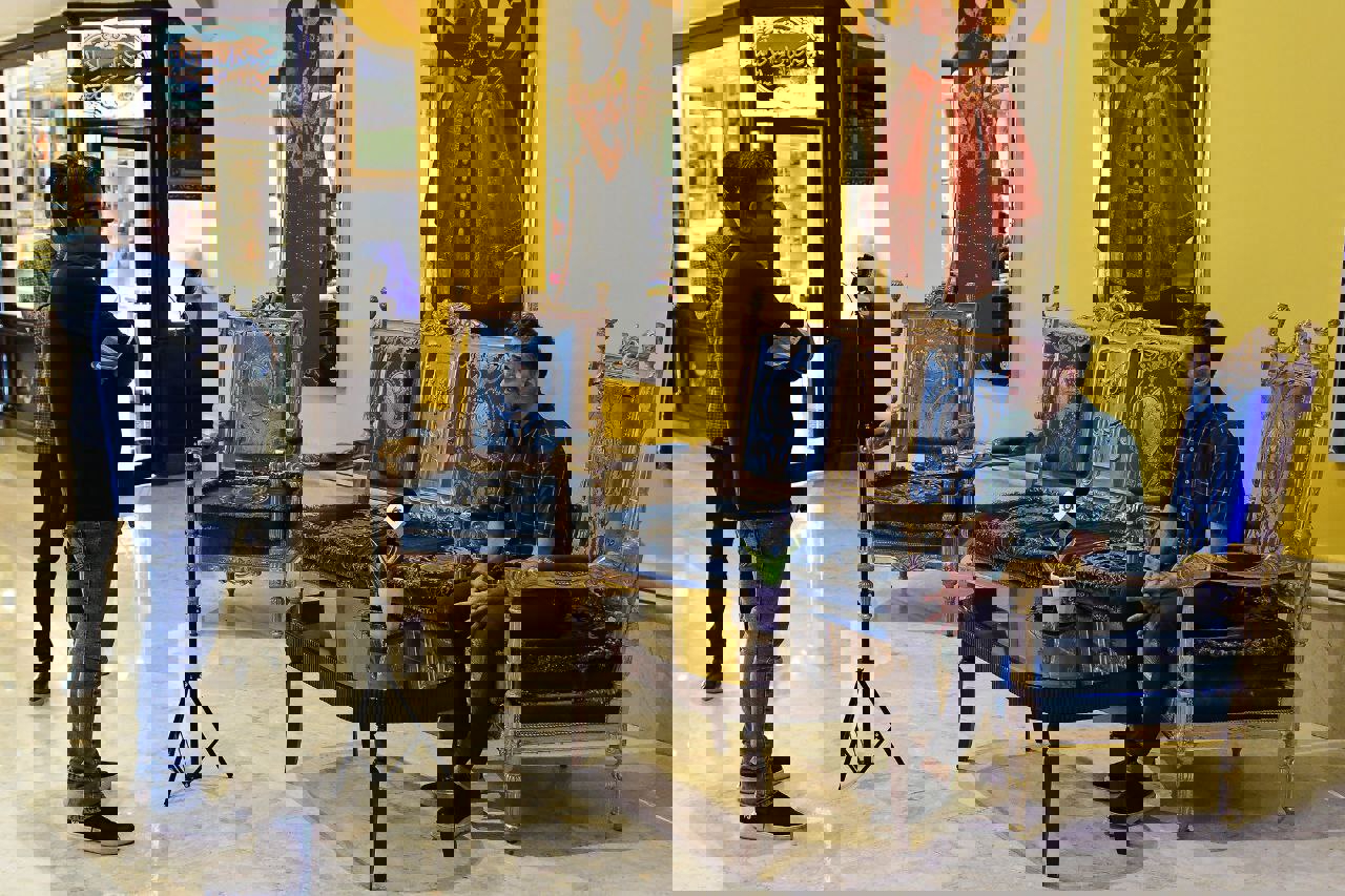 1711372