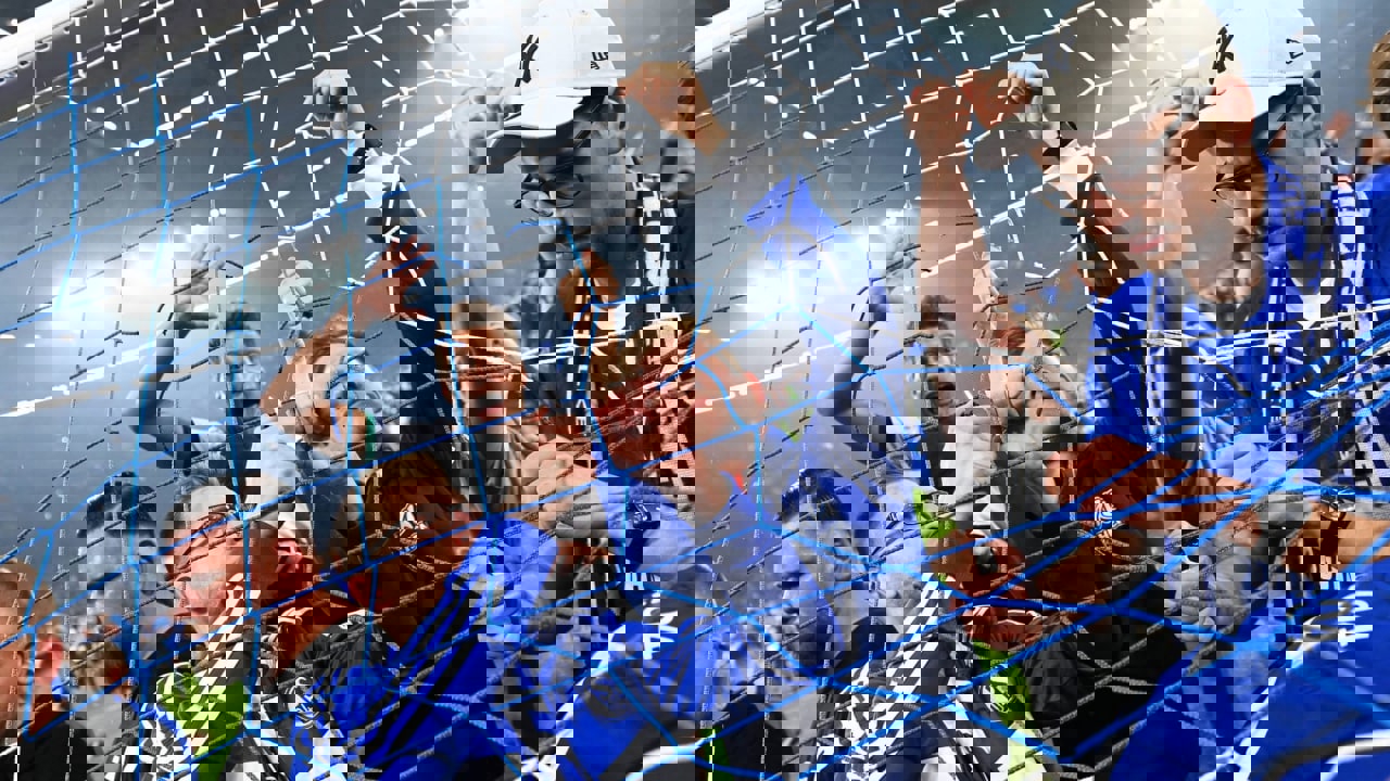 1711766