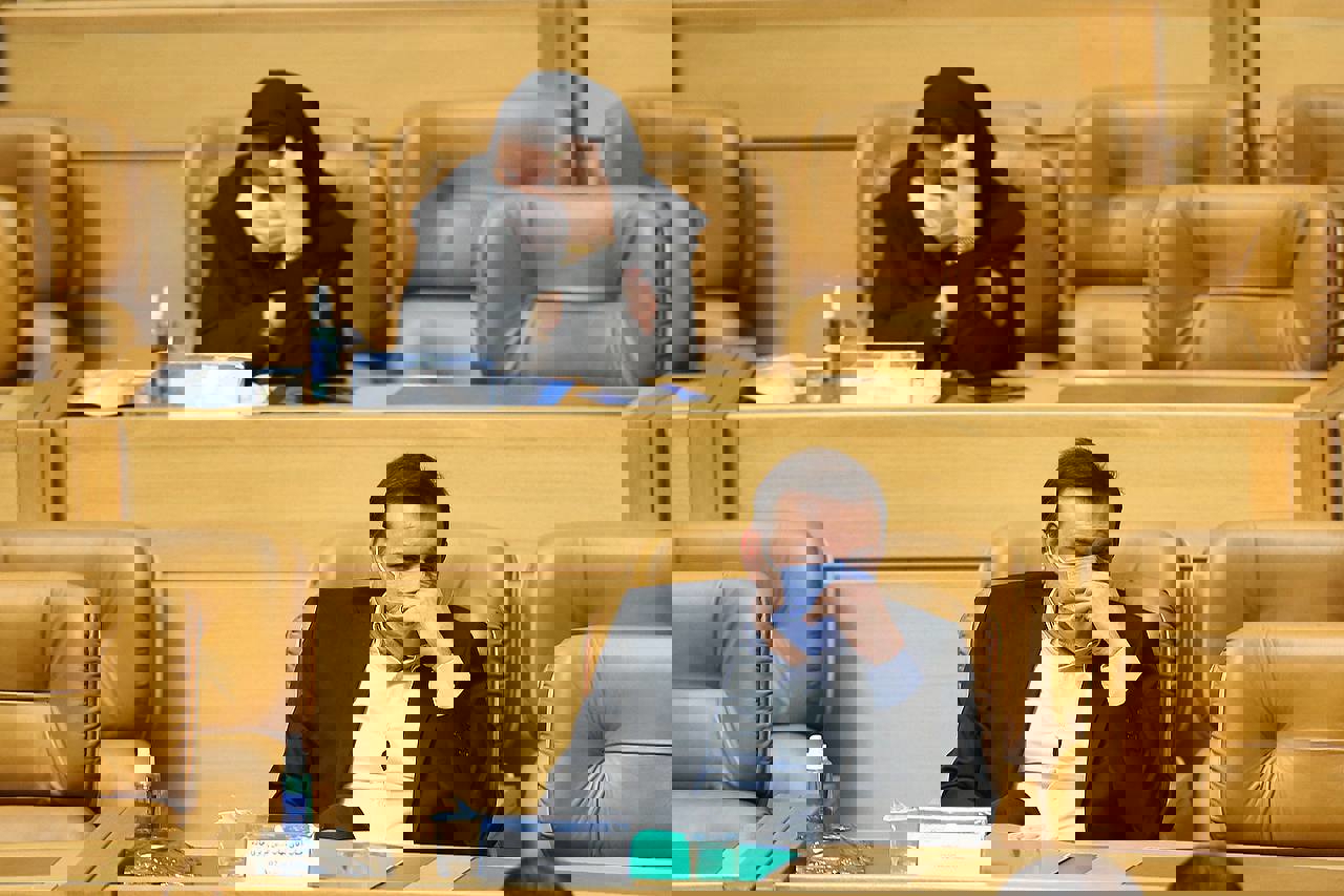 1711772