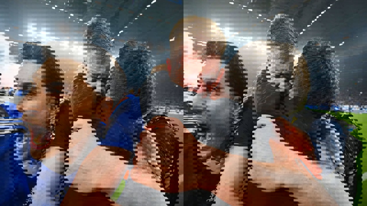 1711759