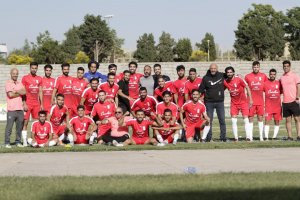 پیروزی پرگل تیم فوتبال دانشجویان