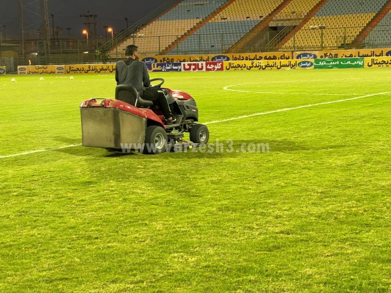 اعتراض فولادیها به چمن تختی بالا گرفت