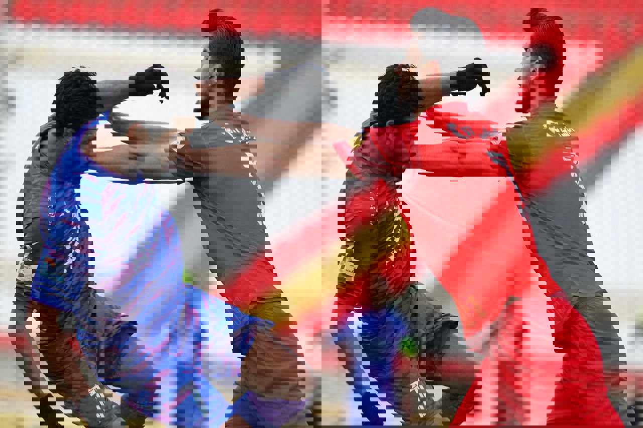 1712521