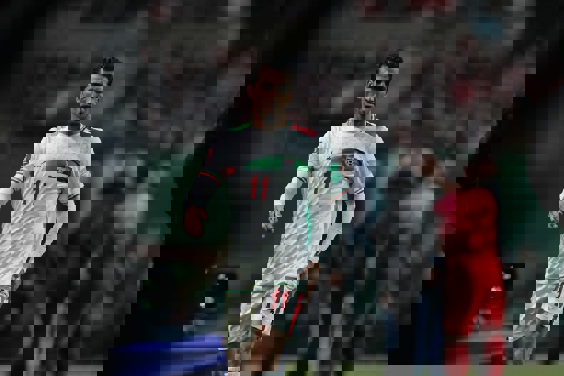 1712636