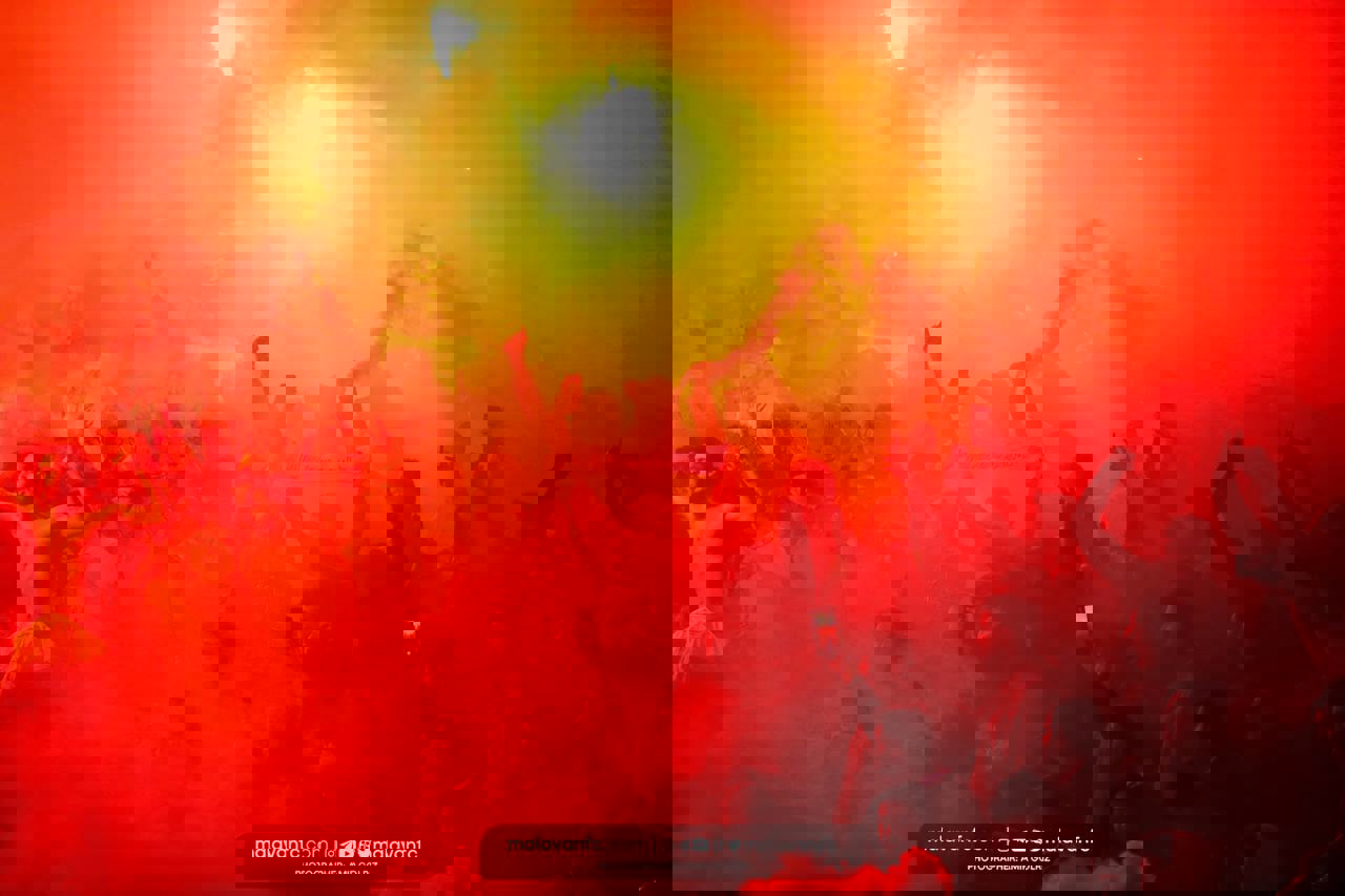 1712702