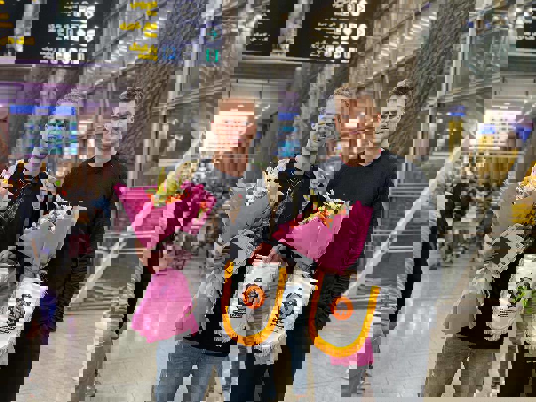 1712858