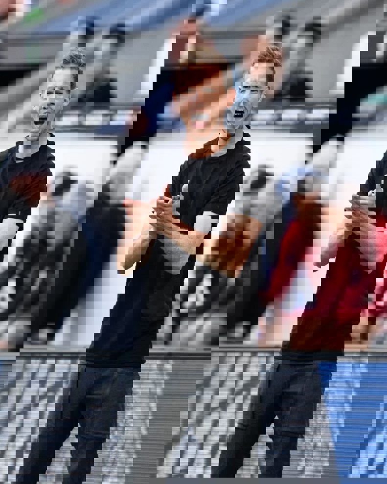 1713305