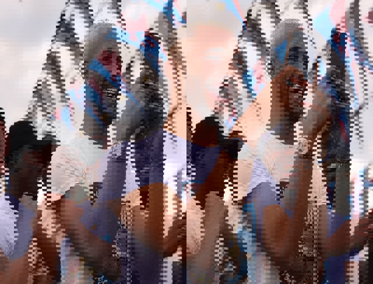 1713555