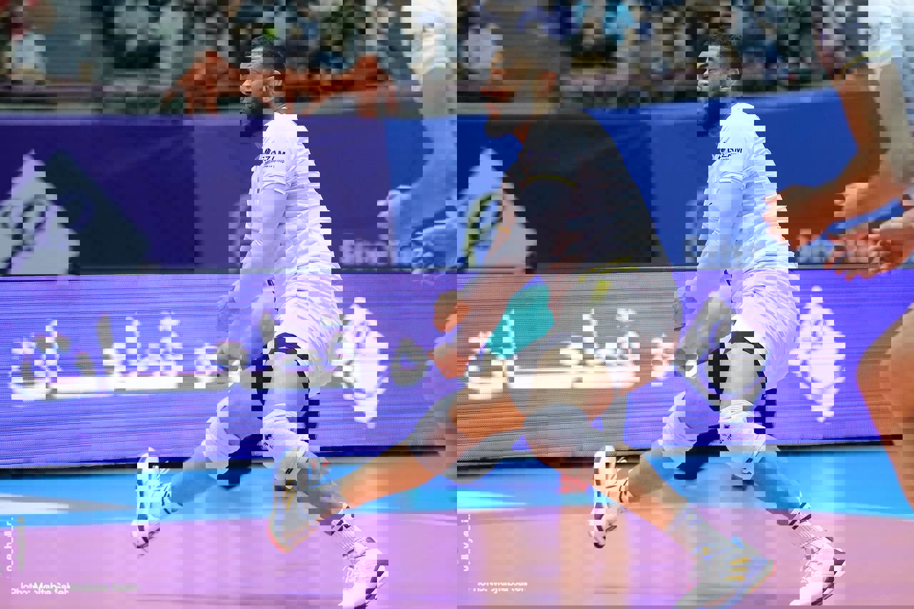 1713838