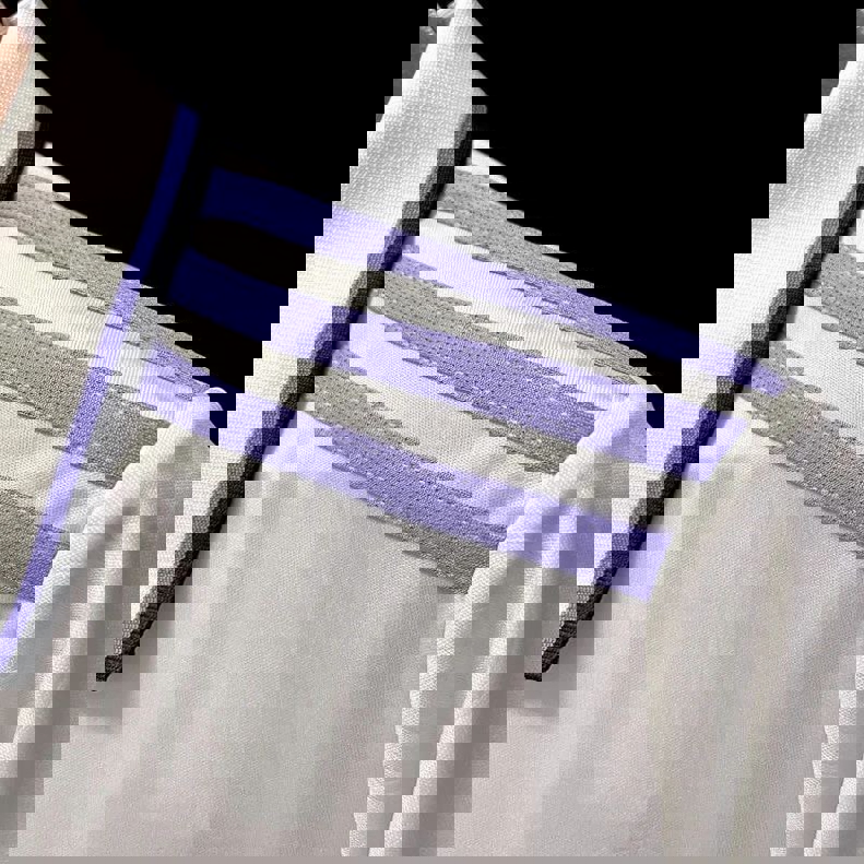 1713868