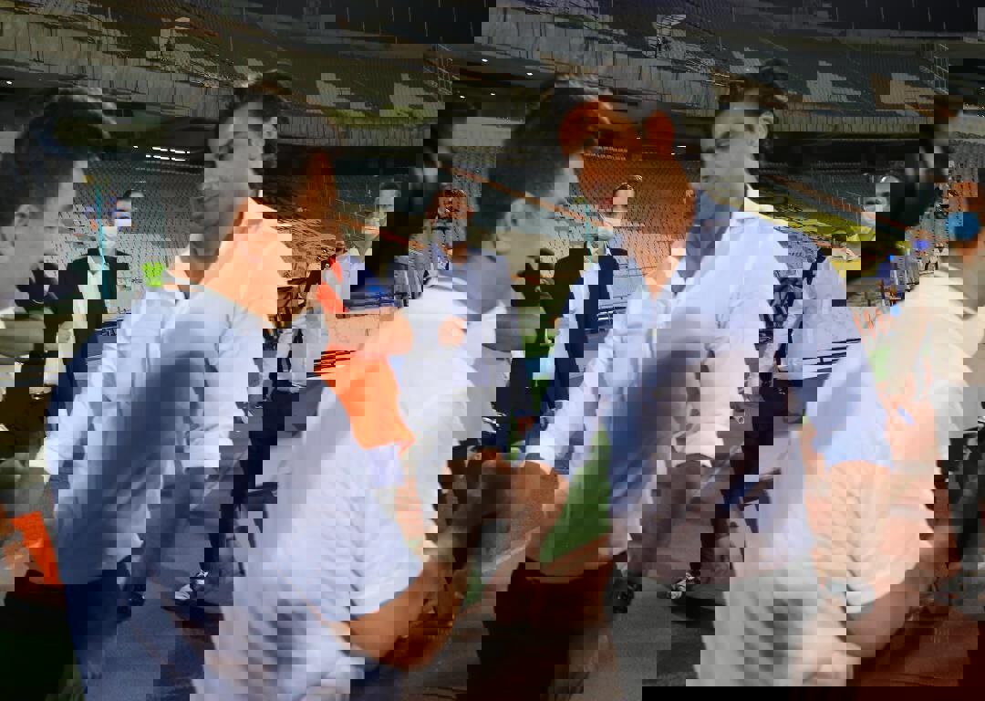 1713909