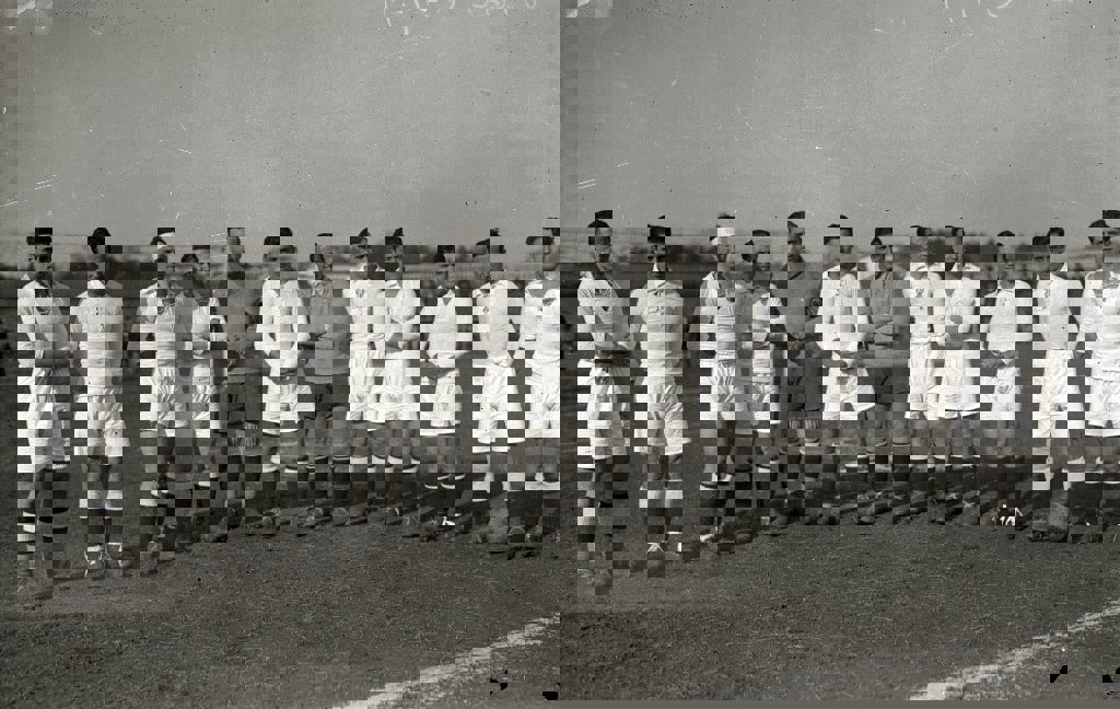 1713880