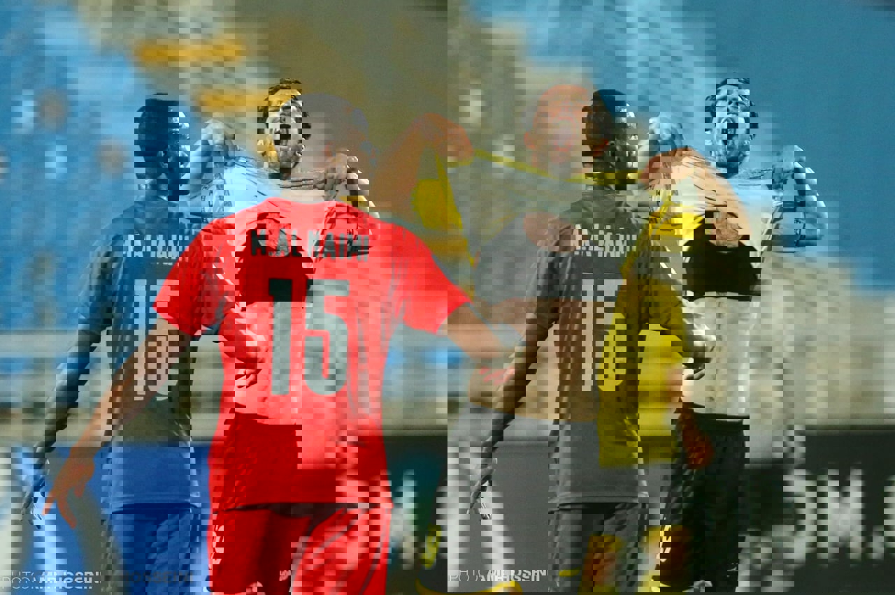 1713945