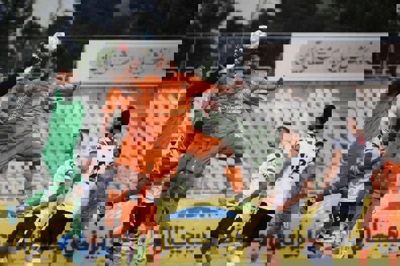 1713984